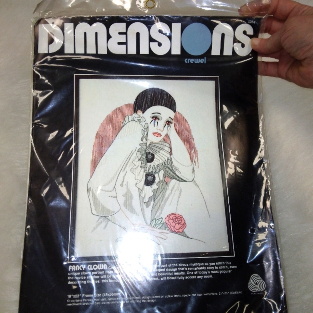 Dimensions Crewel Kit, Fancy Clown from Carolyn Barrani, New!